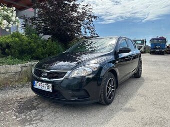 KIA Ceed 1.4 benzin