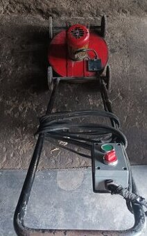 Predám elektrickú kosačku 220v