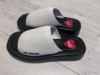 Moschino šlapky