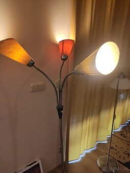 Lampa historicka
