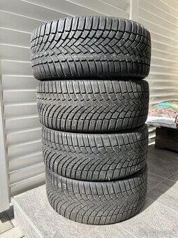 Bridgestone Blizzak LM005 225/40R18