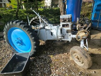 Zetor 25