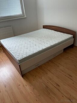 Predám manželskú Postel