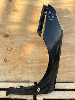 PRODÁM LEVÝ BLATNIK PEUGEOT 407