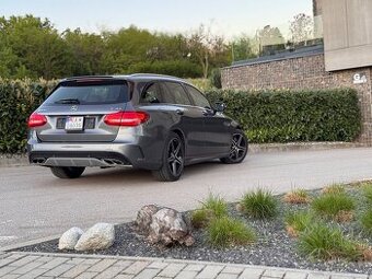Mercedes C43 AMG 9-G tronic