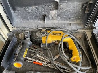 DEWALT D25123K KOMBINOVANÉ KLADIVO 800W SDS+