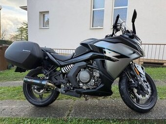 Predám CF MOTO 650 GT Premium (2022) + krásny ladený výfuk