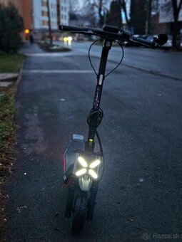 Segway ZT3 PRO - Elektrická Kolobežka