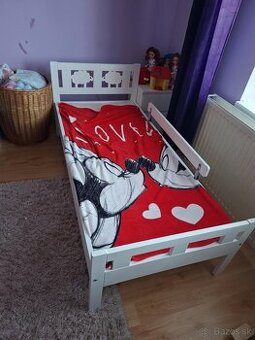 Detska postel