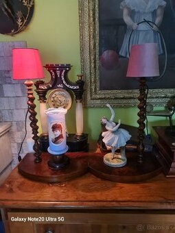 Stare lampy na nočné stolíky