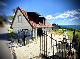 Rodinný dom v malebnom prostredí obce Trnavá Hora – Kľačany