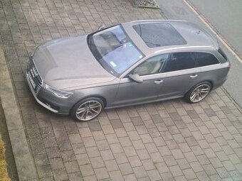 Audi A6 avant  3.o Quattro