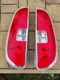 Zadné svetlá Škoda Roomster