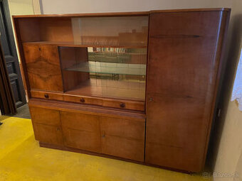 Obývačkové skrine za odvoz