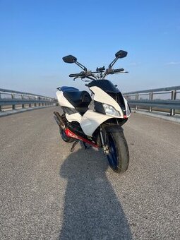 Aprilia SR 50