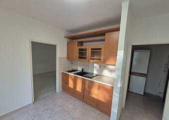 Na predaj kompletne zrekonštruovaný 1-izbový byt - Komárno