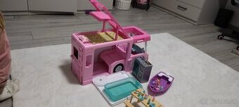 Barbie karavan
