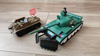 Tank Ites igra stará hračka