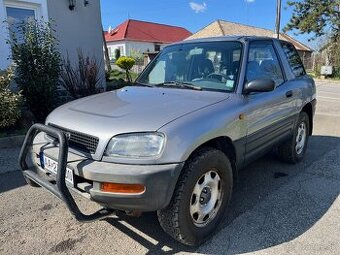 TOYOTA RAV 4