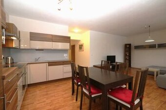 PRENÁJOM -3i kids friendly byt s parkingom, Ružinov- Hraničn