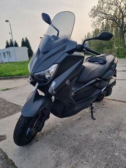 Yamaha x-max 250