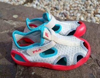 NEOPRÉNOVÉ SANDÁLKY FILA