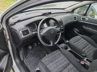 Peugeot 307 1.6i 80kW – r.v. 2004, benzín