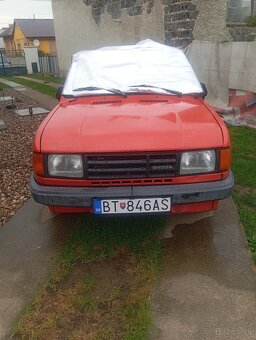 Škoda 120L
