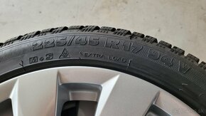Sada ORIGINÁL BMW 5x 120,7,5JX17 ET43 + 225/45r17+TPMS