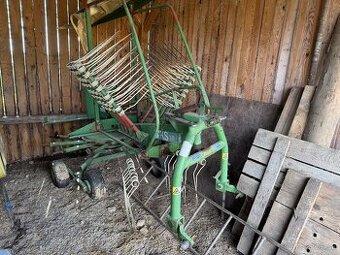 Zhrňovač Zhrabovač sena Krone