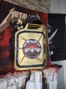 Mini bar na cesty Metallica