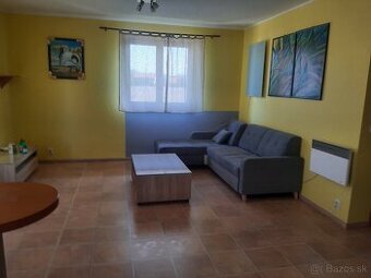 Prenájom 2-izbového bytu v širšom centre PO