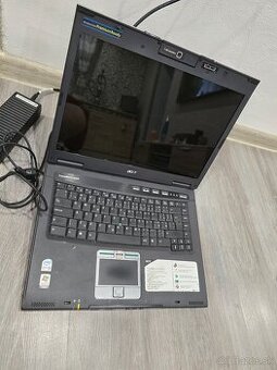 Acer TravelMate 6460 + dock 60e - 1