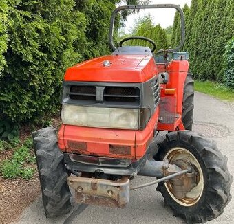 Malotraktor Kubota Grandel, traktor GL260