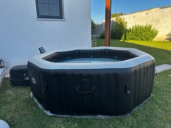 Virivka Intex octagon pre 6 osob.