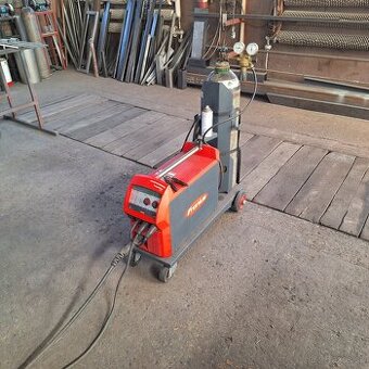 Predám Zváračku Fronius transsteel 2700