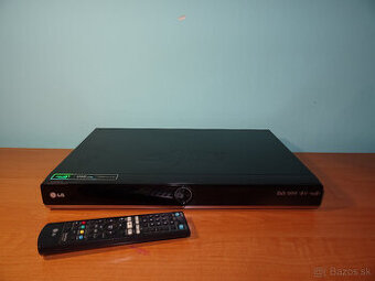 DVD rekordér LG RHT499H - 320 GB HDD, HDMI, USB - TOP STAV
