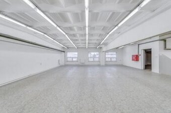 ROZVOJOVÁ ULICA - Budova 1039 m2 + parkovisko 5000m2