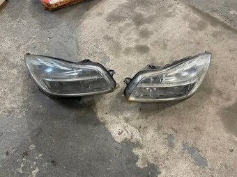 Opel Insignia Predné svetlá pravé ľavé
