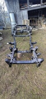 Šasy + zadná náprava Mitsubishi L200 , 2 dverová, rv. 2000