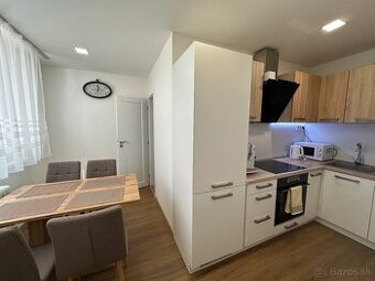 Prenájom 2-izbového bytu – sídlisko Banisko, Dolný Kubín