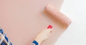 Maľovanie stien a lepenie tapiet – kvalitne a spoľahlivo