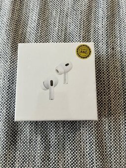 Bezdrôtové slúchadlá AirPods Pro