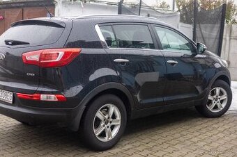 Auto kia sportage
