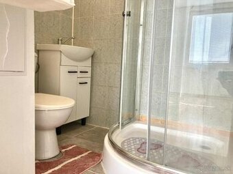 Kompletne prerobená garsónka na Dunajskom nábreží, Komárno