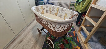 mojžišov kôš na kolieskach