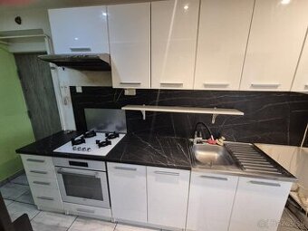 Ponúkame priestranný 3‑izbový byt po rekonštrukcii v tichej