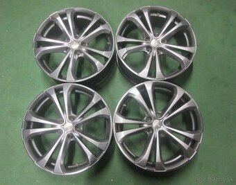 R19 Hliníkové disky RCD rozteč 5x114,3 8x19 ET45