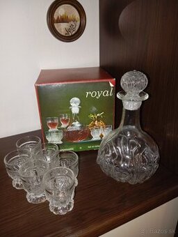 poháre a karafa na whisky , brúsené olovnaté krištálové sklo