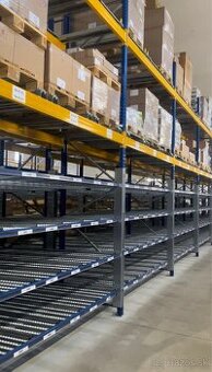 Výpredaj skladu–Kompletný regálový systém 40 m Jungheinrich